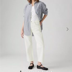 Levi’s Women’s white carpenter boyfriends jeans